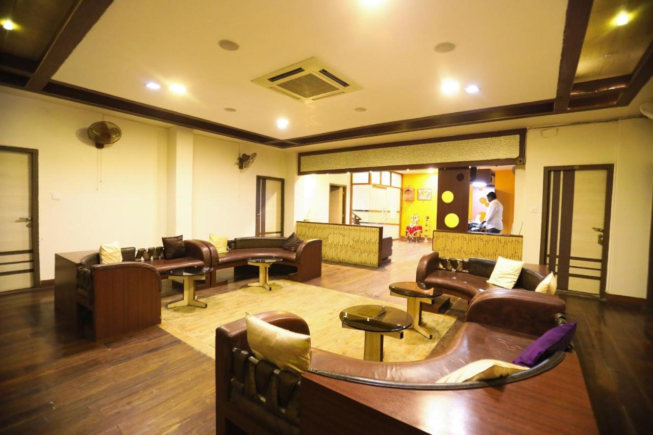 فاراناسي Hotel Vishwanath المظهر الخارجي الصورة