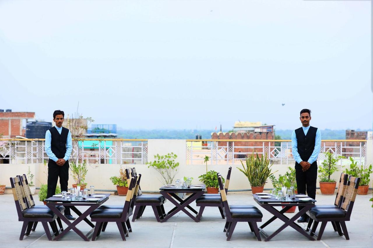 فاراناسي Hotel Vishwanath المظهر الخارجي الصورة